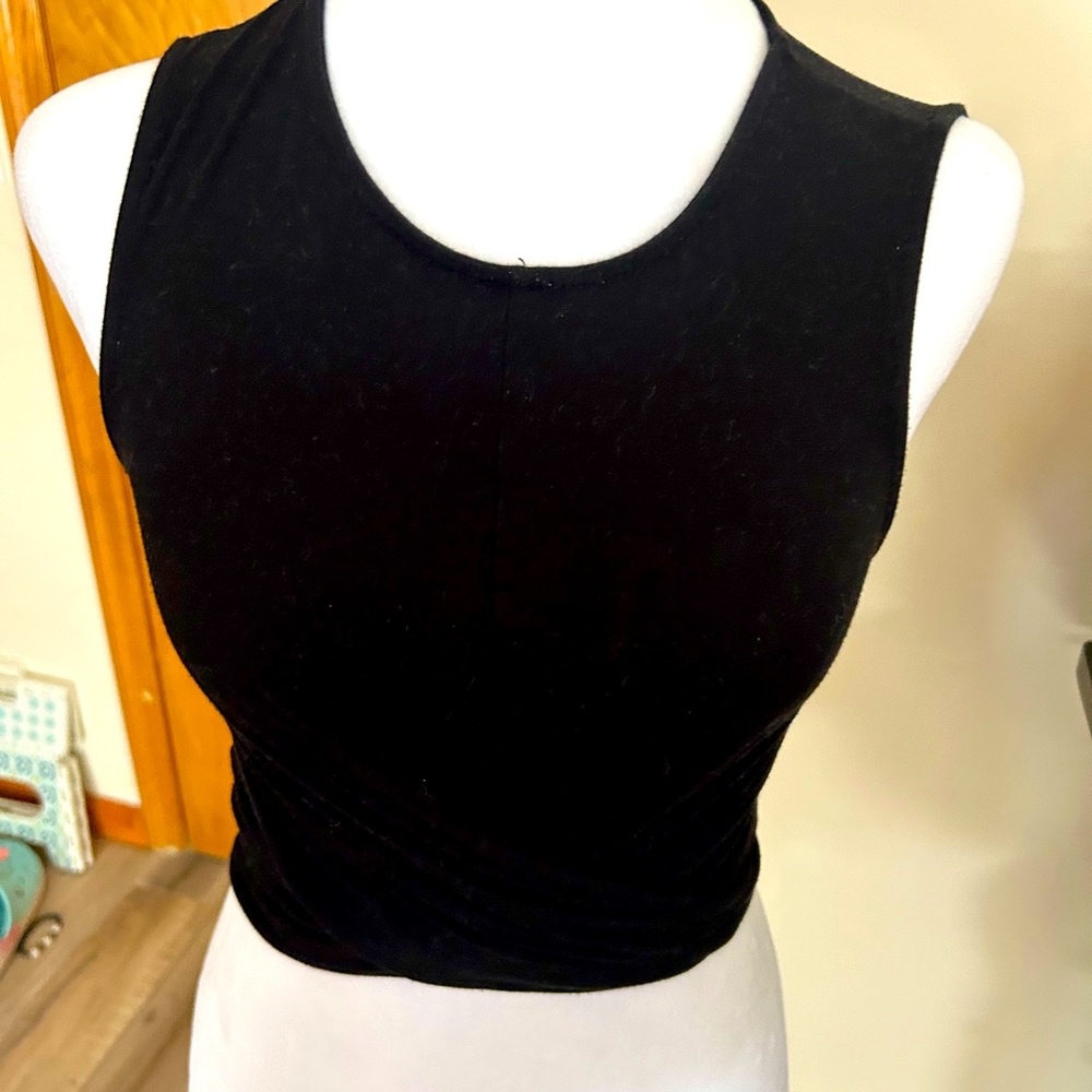 Black Sleeveless Women's Top